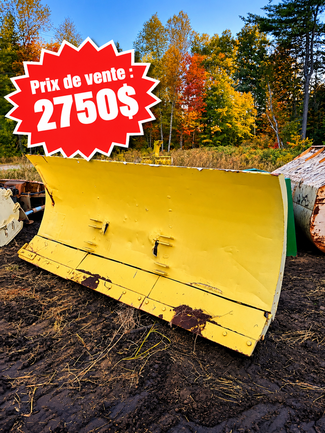 Divers pelles et équipement de déniegement