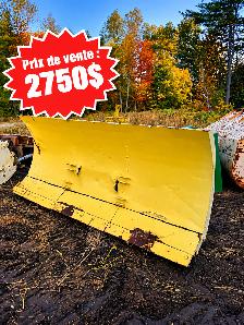 Divers pelles et équipement de déniegement