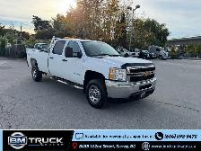 2013 Chevrolet Silverado 2500HD Crew Cab / 8 Ft Long Box / 4x4
