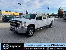 2013 Chevrolet Silverado 2500HD Crew Cab / 8 Ft Long Box / 4x4 - Photo 2