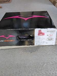 Kids Skates size 6-7 - Photo 3