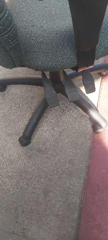 Office chair - Photo 2