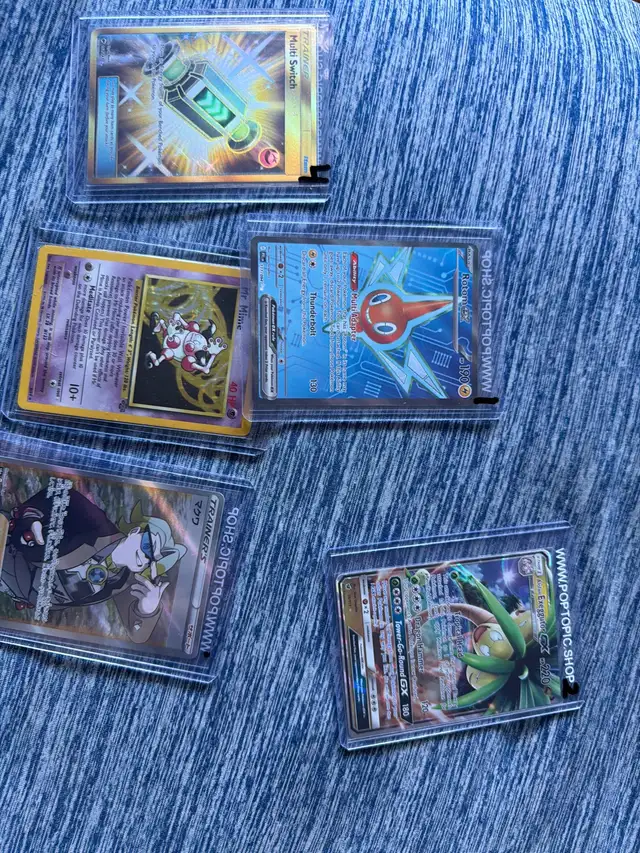 Pokémo TCG EX, GX Art rare cards