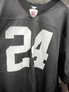 Sports Jerseys - Photo 8