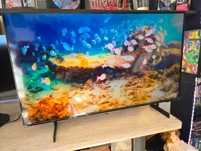 Samsung 43' Crystal UHD 4K Smart TV