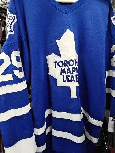 Sports Jerseys - Photo 2