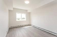 One Bedroom Plus Den - Lacombe - Photo 4