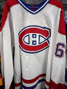 sports Jerseys - Photo 6