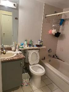 Chinatown center: a master bedroom to rent - Photo 5