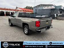 2017 Chevrolet Silverado 1500 Regular Cab / 8 Ft Long Box / 4x4 - Photo 8