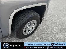2017 Chevrolet Silverado 1500 Regular Cab / 8 Ft Long Box / 4x4 - Photo 10
