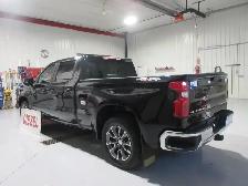 2026 Chevrolet Silverado 1500LT Diesel 6'6 Box Leather - Photo 5