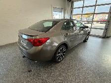 2019 Toyota Corolla SE - Photo 3