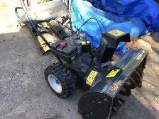 YARDWORKS 30 inch 10.5 HORSEPOWER TECUMSETH MOTOR, WORKING GOOD - Photo 3