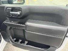 2022 Chevrolet Silverado 2500HD Regular Cab 8 Ft Long Box 4x4 - Photo 13