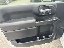 2022 Chevrolet Silverado 2500HD Regular Cab 8 Ft Long Box 4x4 - Photo 16