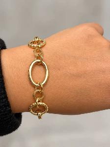 18Karat Yellow Gold Lady’s Fancy Link Bracelet 7.5"