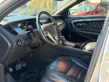 2015 Ford Taurus SEL AWD FULLY LOADED - Photo 8