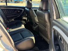 2015 Ford Taurus SEL AWD FULLY LOADED - Photo 14