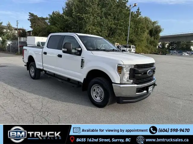 2019 Ford F-250 Super Duty Crew Cab / 6'9' Box / 4x4