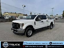 2019 Ford F-250 Super Duty Crew Cab / 6'9' Box / 4x4 - Photo 2