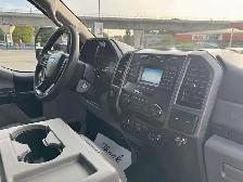 2019 Ford F-250 Super Duty Crew Cab / 6'9' Box / 4x4 - Photo 12