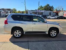 2011 Lexus GX 460 Base - Photo 8