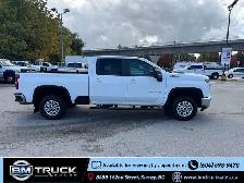2022 Chevrolet Silverado 2500HD LT  / Crew Cab / 6'6' Box / 4x4 - Photo 6