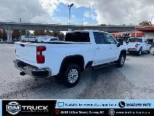 2022 Chevrolet Silverado 2500HD LT  / Crew Cab / 6'6' Box / 4x4 - Photo 9