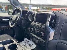 2022 Chevrolet Silverado 2500HD LT  / Crew Cab / 6'6' Box / 4x4 - Photo 12