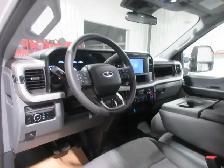2025 Ford F350XL Crew Cab Long Box 6.8L V8 Gas 4X4 - Photo 4