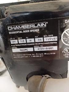 Garage Door Opener- LiftMaster - Photo 3