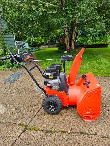 2025 Ariens ST24E Snowblower - Photo 2