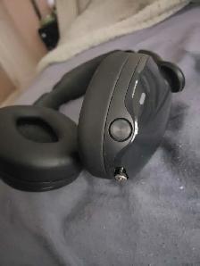 Skullcandy Hesh  Bluetooth Headset Like New - Photo 2