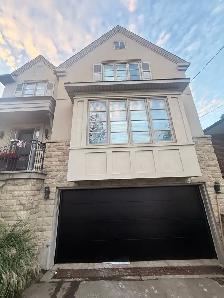 ⭐️NEW GARAGE DOORS⭐️ - Photo 4