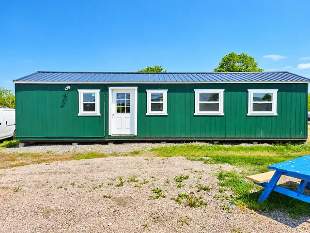 URGENT SALE! 14 × 40 MOBILE HOME – $33,900 (NEGOTIABLE!)