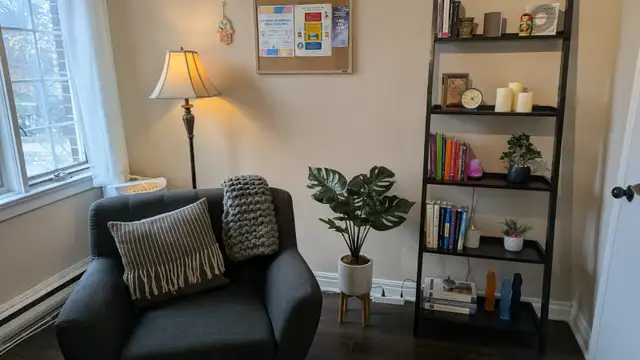 Warm & Professional Therapy Office Space for Rent – Wellness Hub