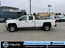 2017 GMC Sierra 2500HD Double Cab / 8 Ft Long Box / 4x4 - Photo 7