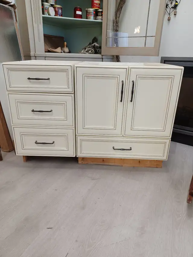 Bathroom Vanity Cabinet