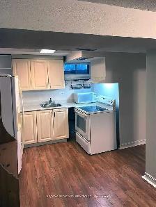 Beautiful cozy basement 5 minutes drive to Hillcrest mall - Photo 5