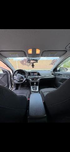 Huyndai Elantra 2017 - Photo 8