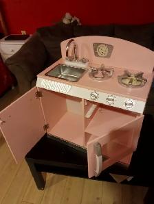 GIRLS PLAY KITCHEN 40$ call 902-324-7570 - Photo 2
