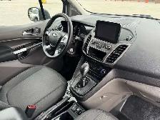 2019 Ford Transit Connect XLT / Cargo LWB / Shelving / Divider - Photo 17