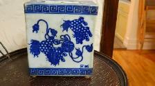 Antique oreiller en porcelaine chinoise, bleu et blanc a Opium