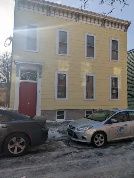 178 Princess St #1 - 1BR Uptown, Newly Renovated, Spacious, W/D
