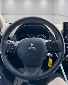 2022 Mitsubishi Eclipse Cross ES - Photo 13