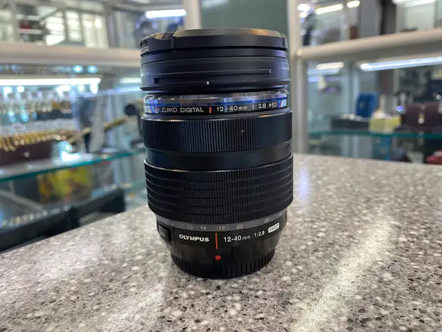 Olympus M.Zuiko Digital ED 12-40mm f/2.8 PRO Zoom Lens
