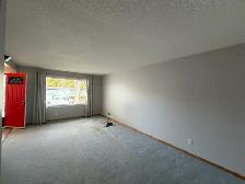 3 Bed Duplex in Eastview with Garage for Rent - Photo 6