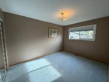 3 Bed Duplex in Eastview with Garage for Rent - Photo 10