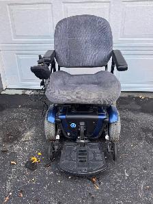electric wheelchair - Photo 2